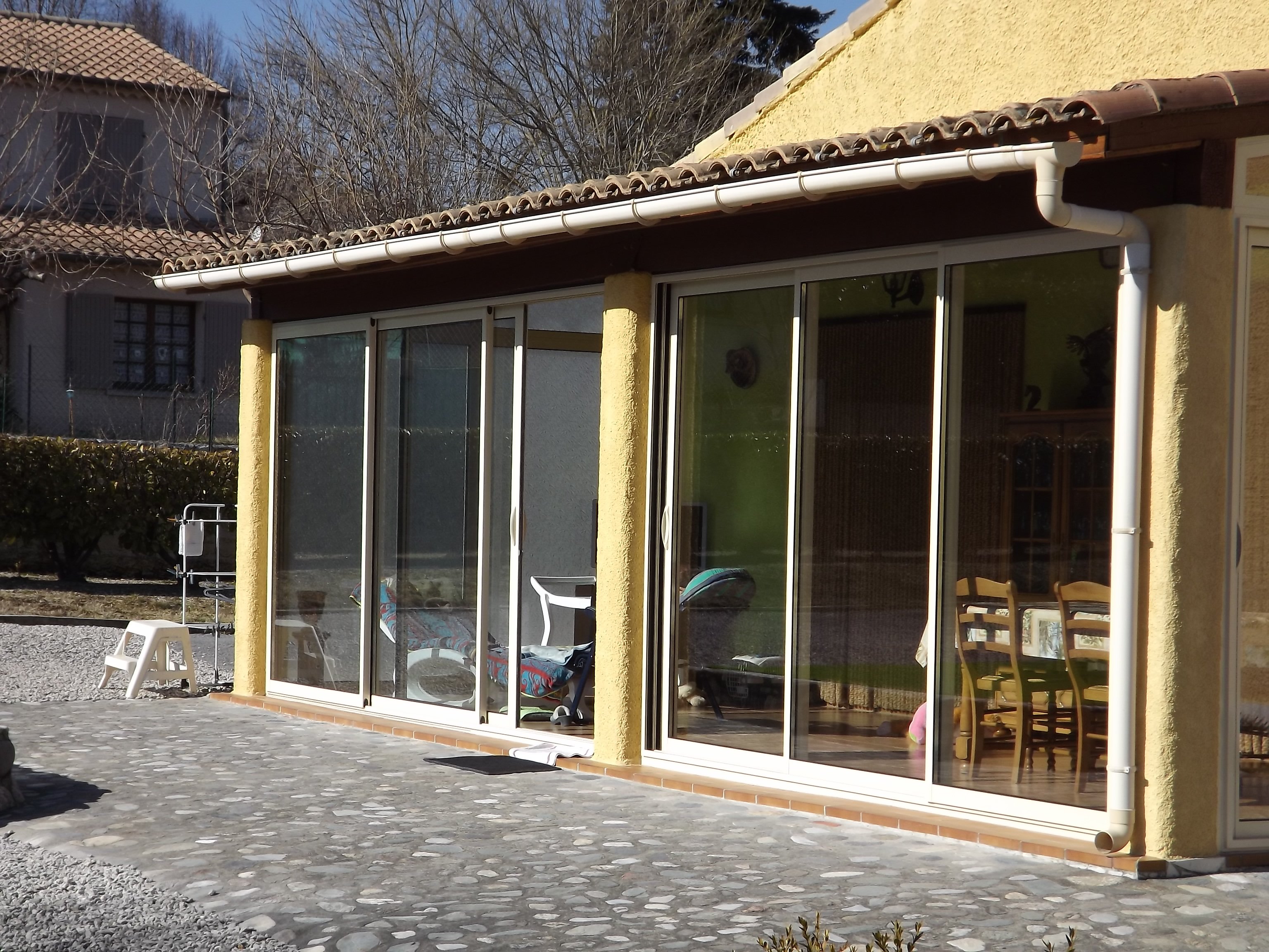 Véranda et pergola bioclimatique à Ganges