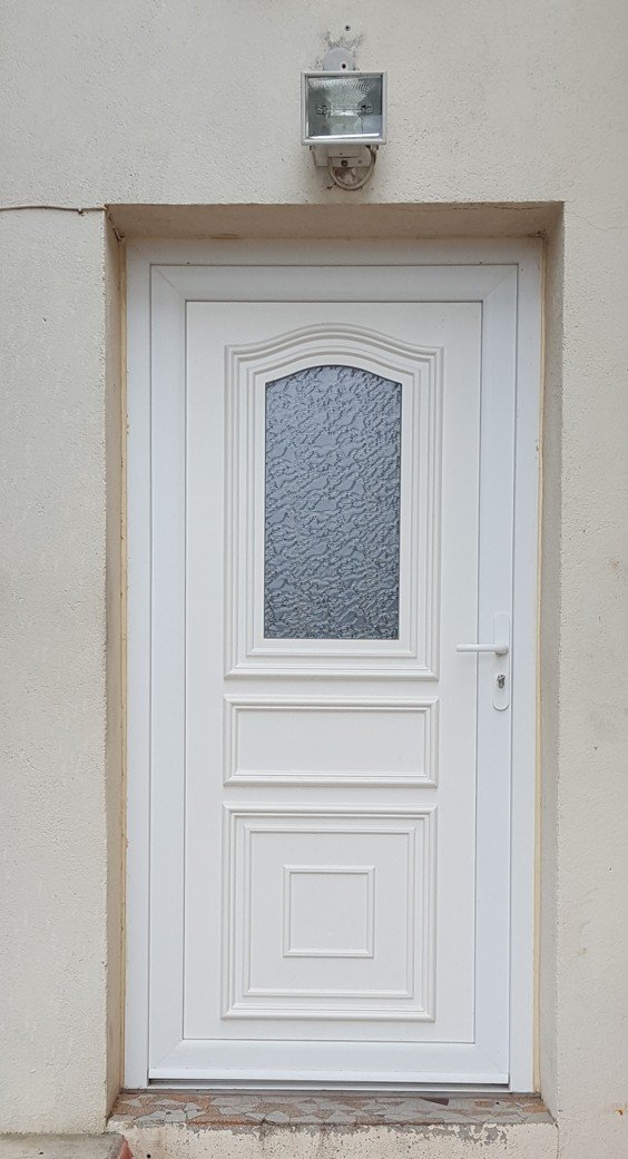 Installation porte d’entrée Saint-Martin-de-Londres